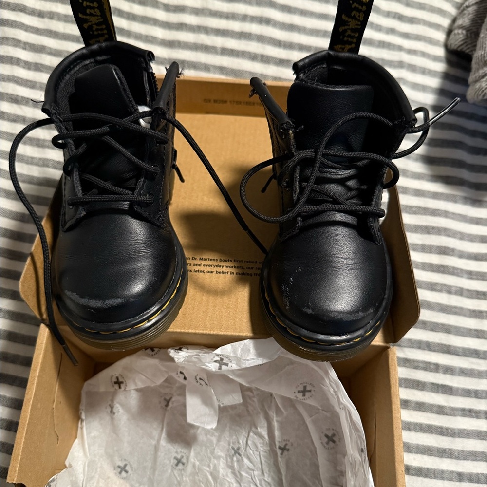 Dr. Martens Kids 1460 Black Leather Boots toddler size 5
